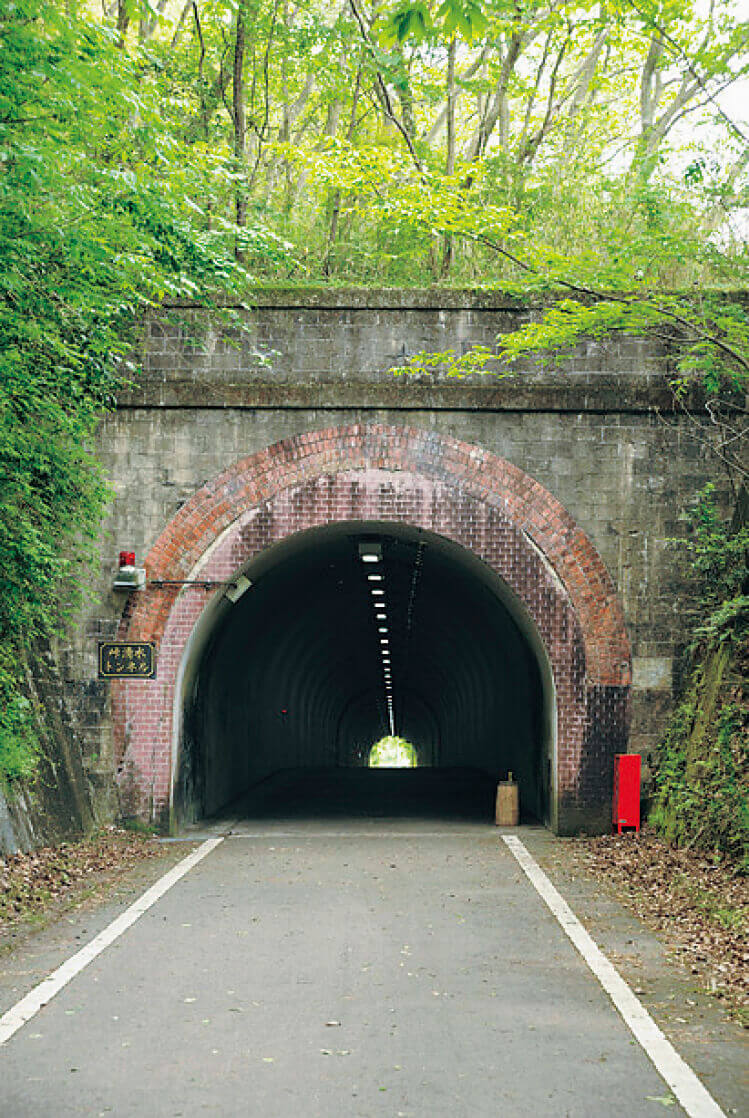 峠清水トンネル